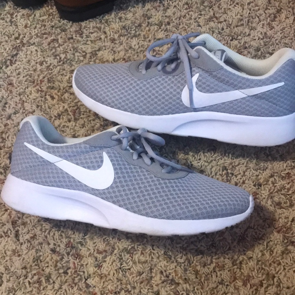 Nike grey running shoes